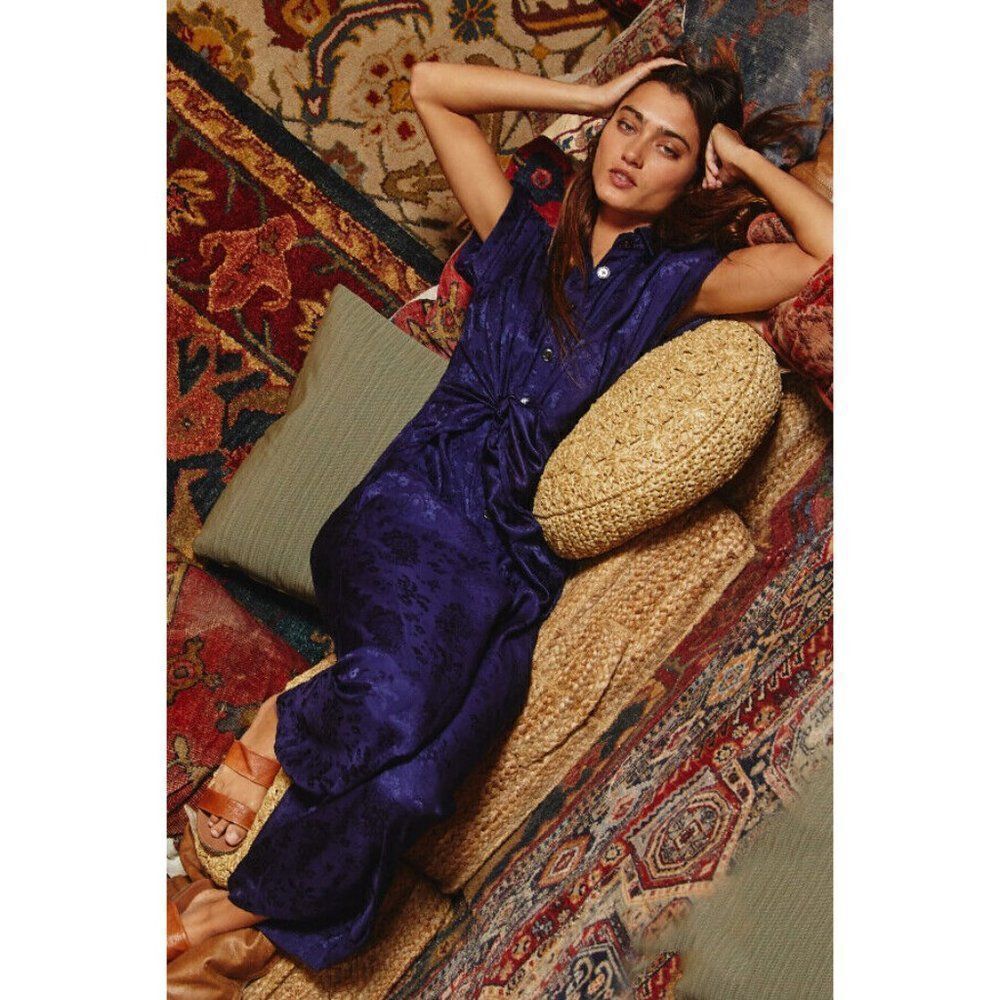 BUCKETLIST Clothing Women's Front Tie Button Down Jumpsuit Jacquard Navy IR5179 - Picture 4 of 9